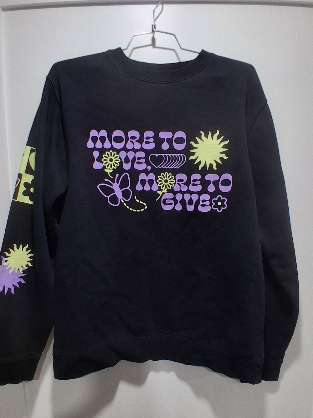 BSR Black Crewneck Sweatshirt More To Love Graphic S